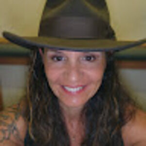 Meet your Posher, Bobbie